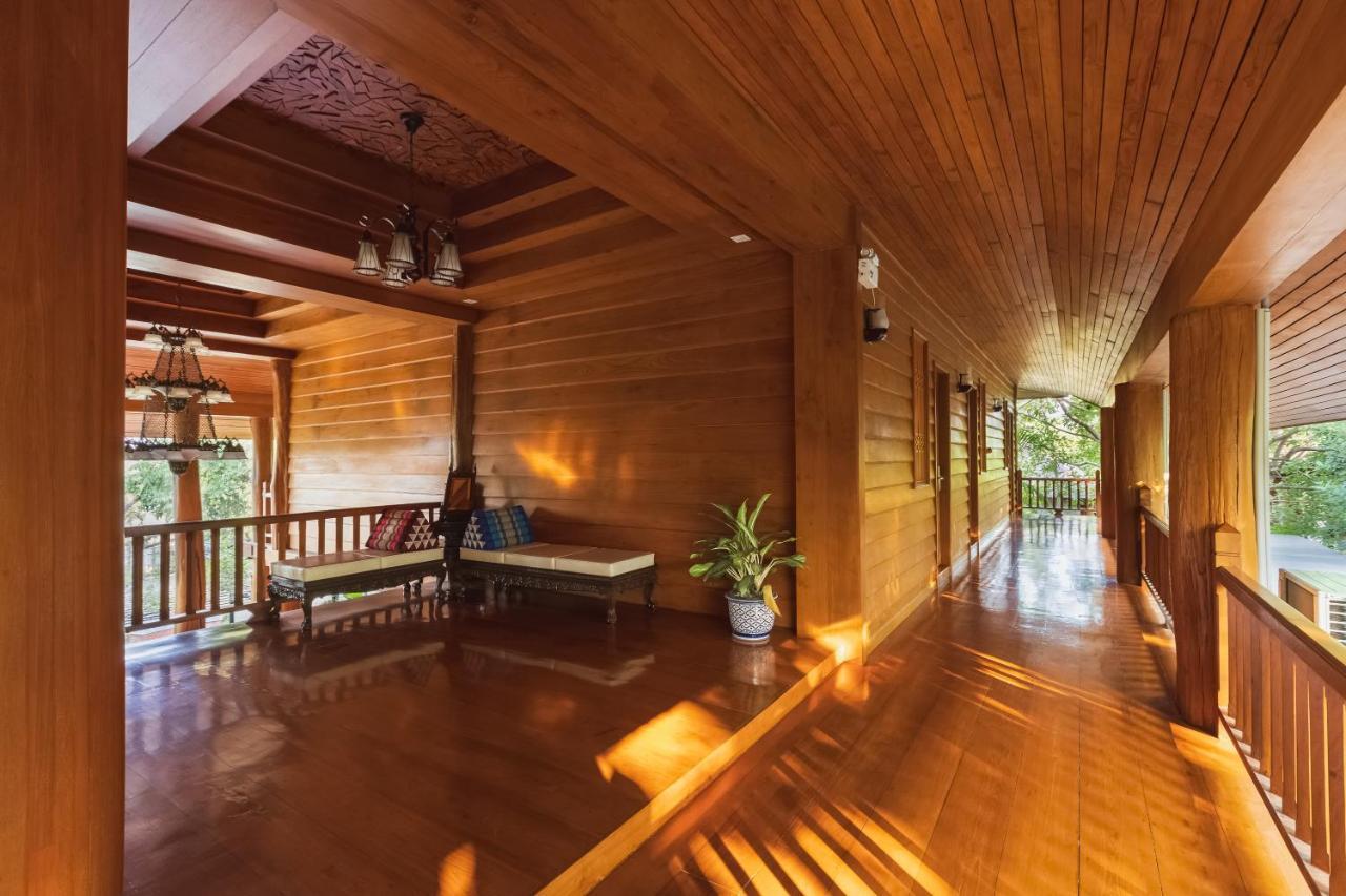 Vanasin Residence Tak Exterior foto